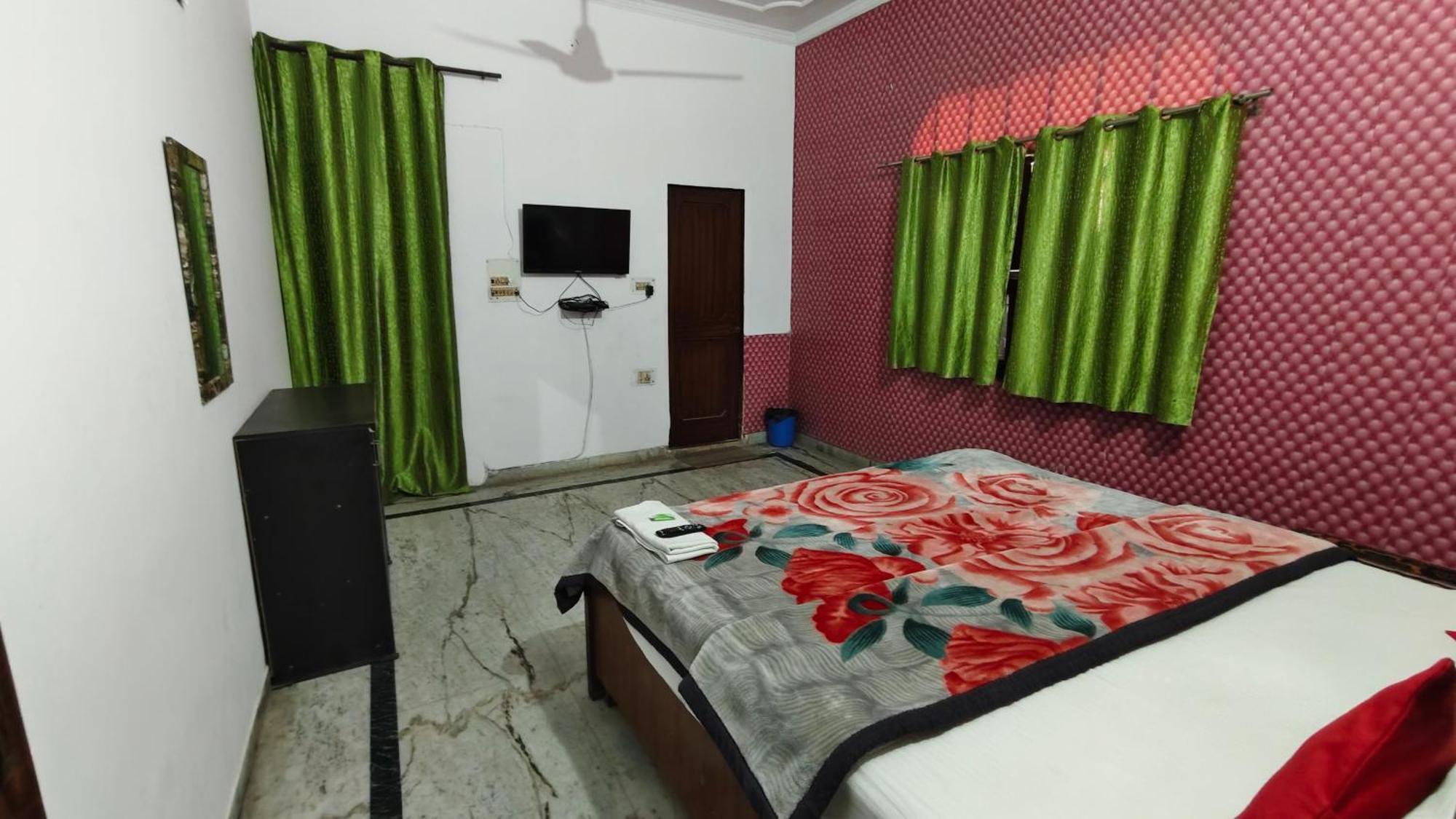 Rajdhani Guest House Фарідабад Екстер'єр фото